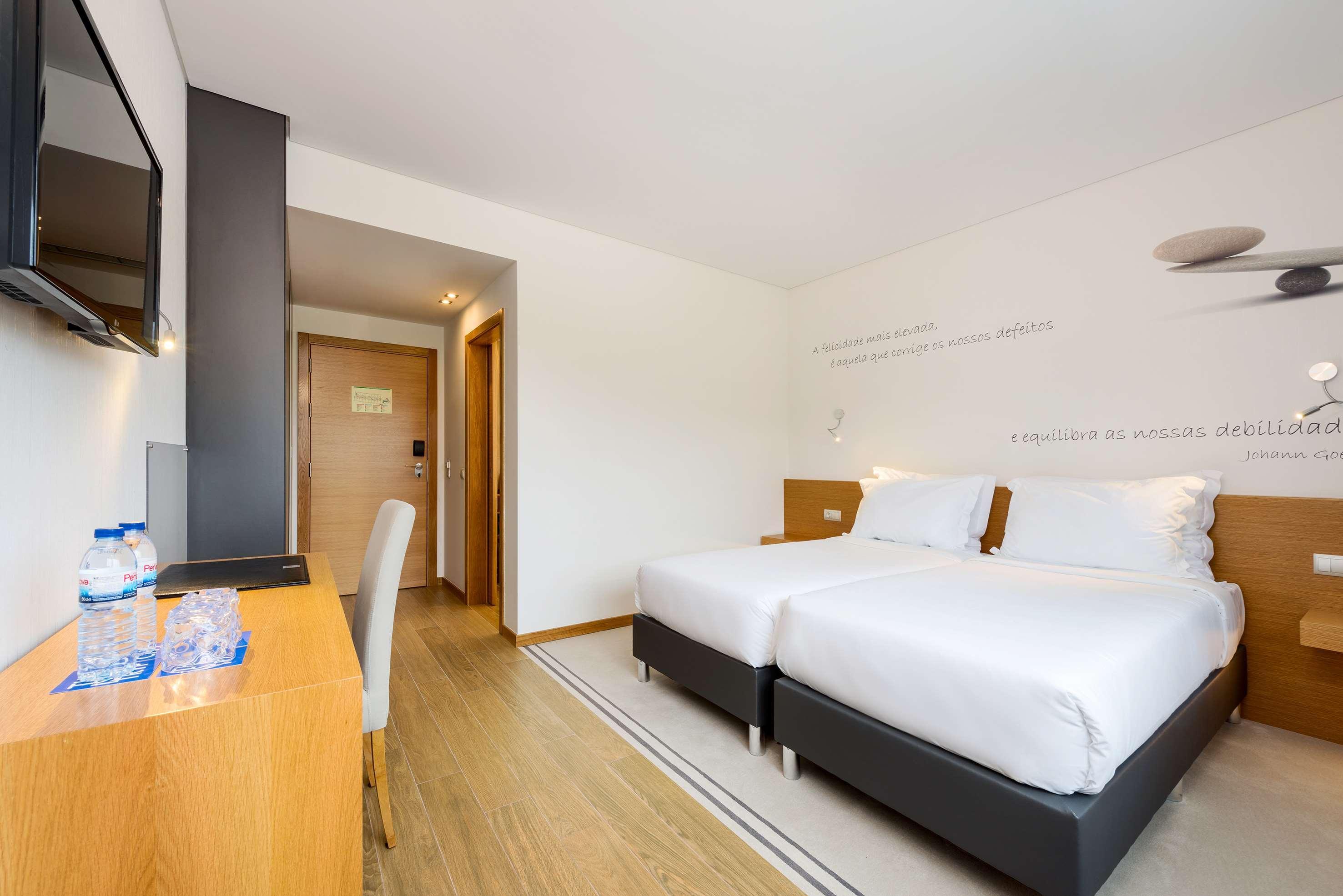 Tryp By Wyndham Leiria Hotel Luaran gambar