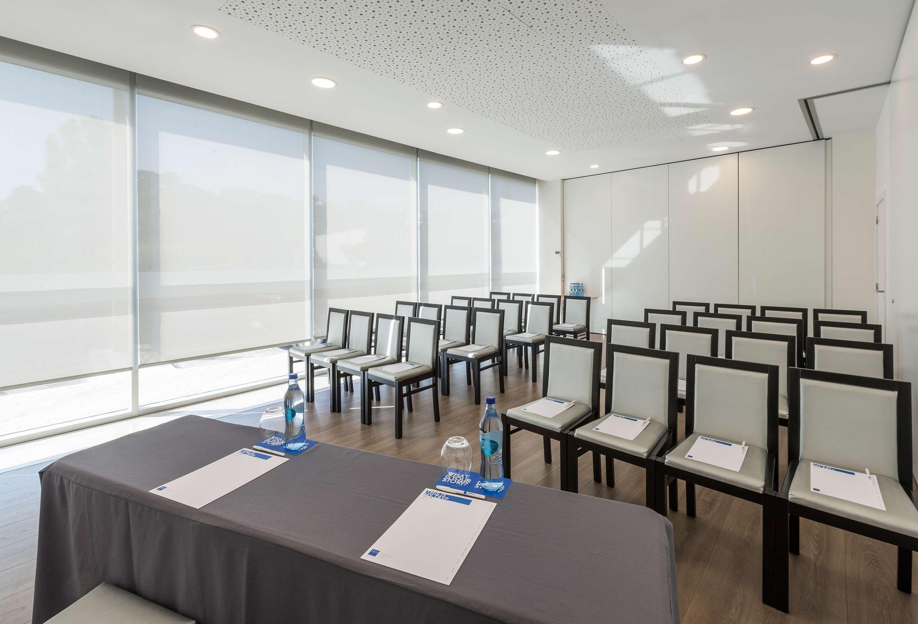 Tryp By Wyndham Leiria Hotel Luaran gambar