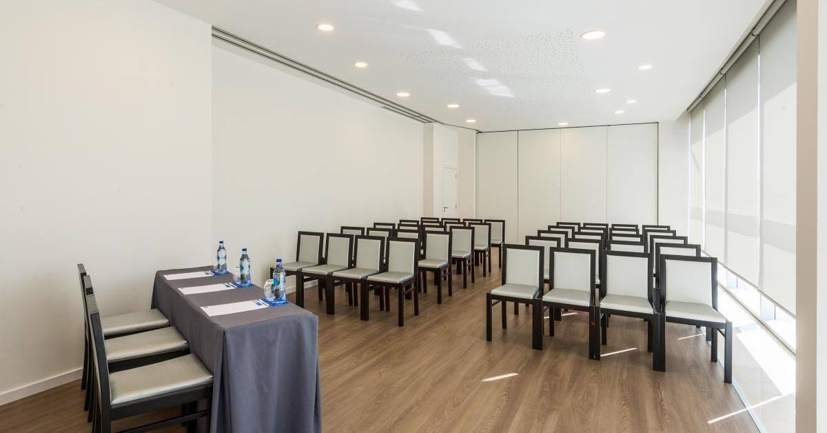 Tryp By Wyndham Leiria Hotel Luaran gambar