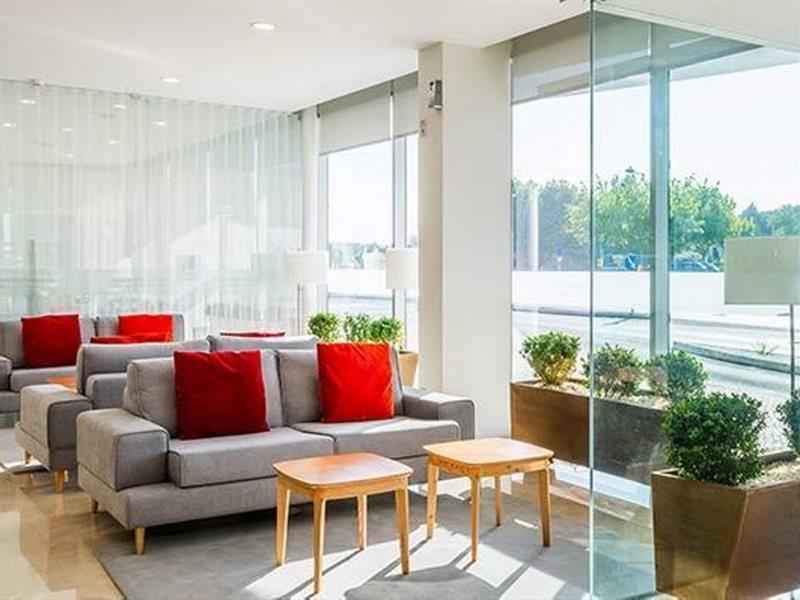 Tryp By Wyndham Leiria Hotel Luaran gambar